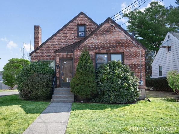 48 Albert Street, Waltham MA 02453
