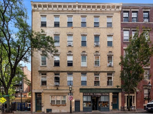 54 Myrtle 10, Boston MA 02114
