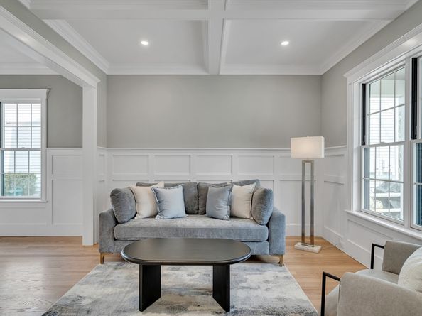 17 Hamilton Road, Lexington MA 02420