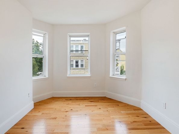 80-84 Shepton St 803, Boston MA 02124