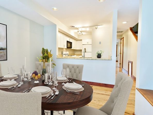 39 Bellis Circle E, Cambridge MA 02140