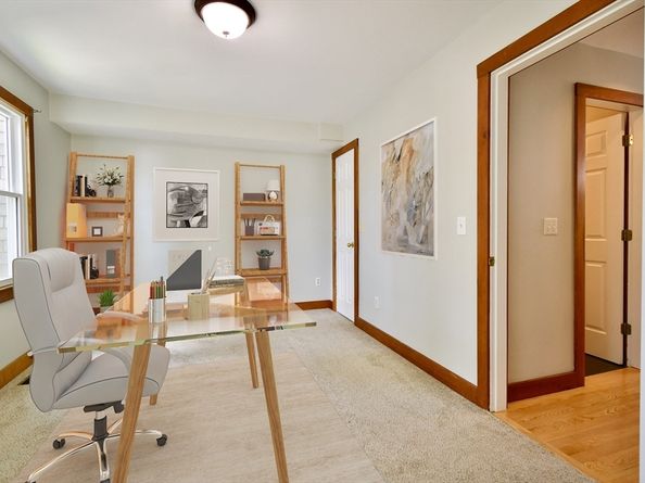 39 Bellis Circle E, Cambridge MA 02140