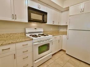 39 Bellis Circle E, Cambridge MA 02140