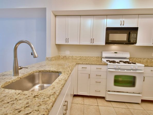 39 Bellis Circle E, Cambridge MA 02140