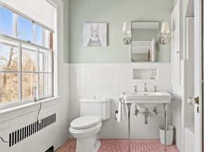 229 Main St, Douglas MA 01516