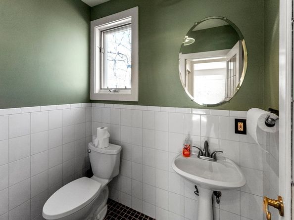 43 Farina Road, Hull MA 02045
