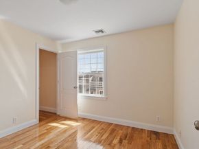 30 Gayron Way 1, Lynn MA 01905