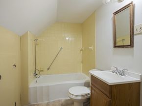 200 Lake Rd, Ashburnham MA 01430