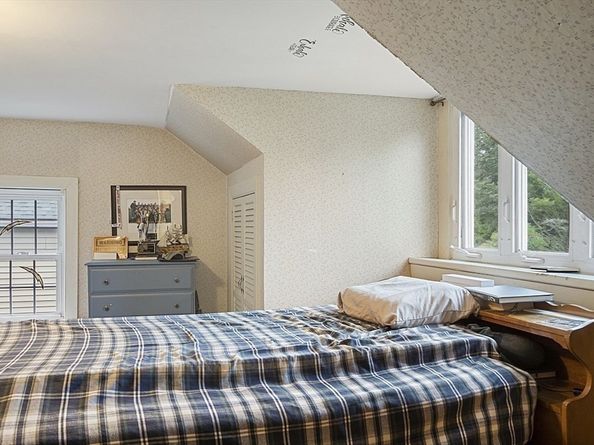 200 Lake Rd, Ashburnham MA 01430