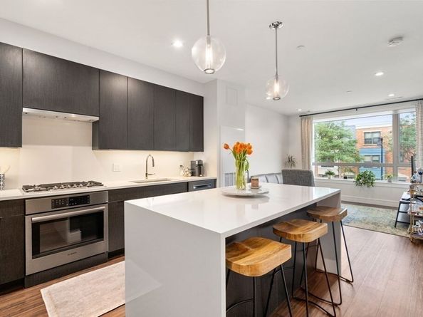 99 Sumner 310, Boston MA 02128