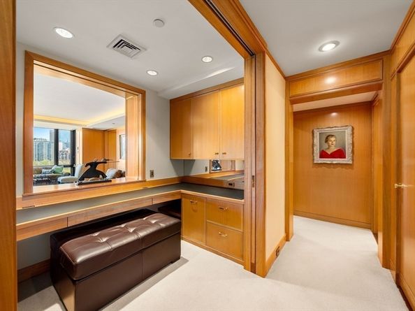2 Commonwealth Ave 14B, Boston MA 02116