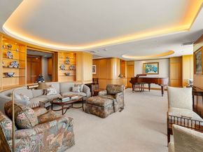 2 Commonwealth Ave 14B, Boston MA 02116