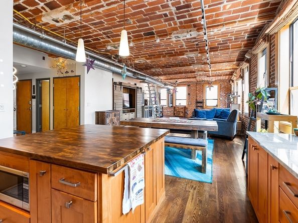 121-123 Beach St 801, Boston MA 02111