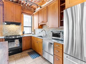 121-123 Beach St 801, Boston MA 02111