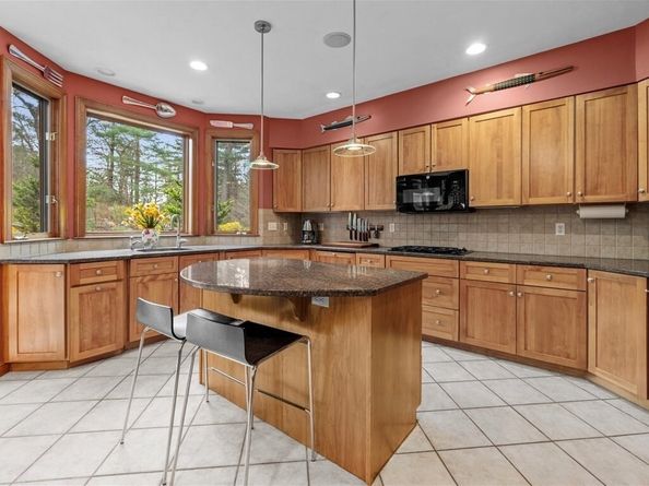 2 Red Fox Run, Sharon MA 02067