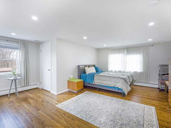 41 Kane Dr, Marlborough MA 01752