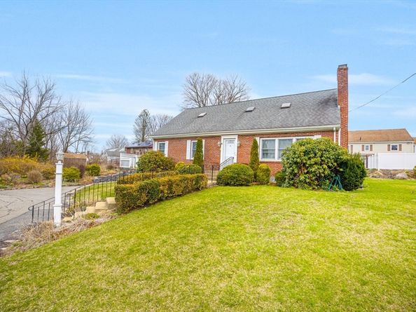 41 Kane Dr, Marlborough MA 01752