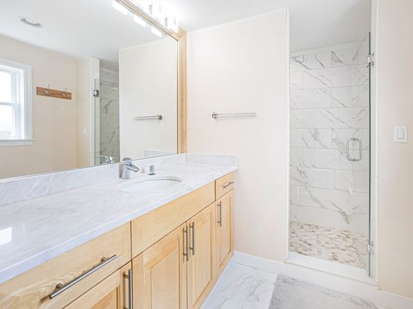 41 Kane Dr, Marlborough MA 01752