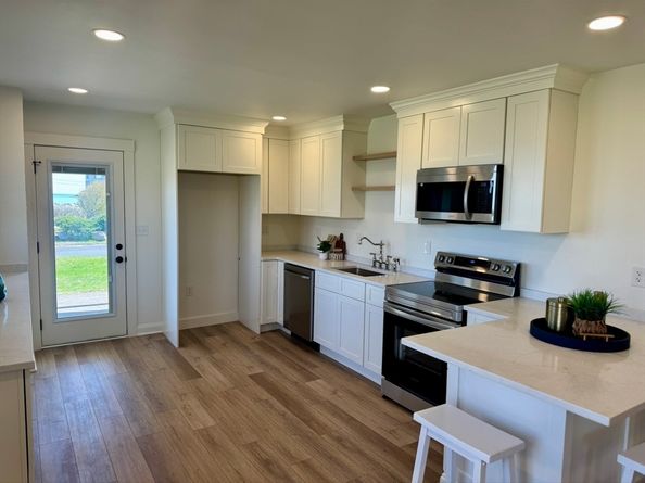 1153 Nantasket Ave, Hull MA 02045
