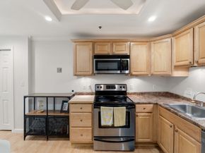 10 Beacon St 105, Woburn MA 01801