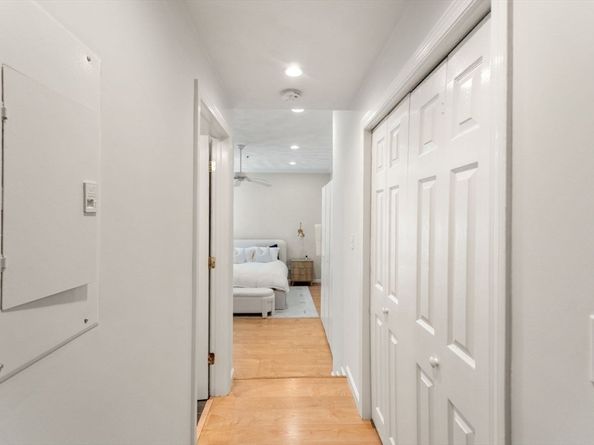 10 Beacon St 105, Woburn MA 01801