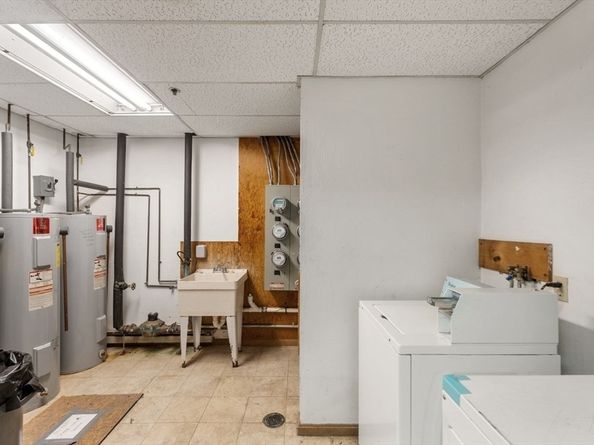 10 Beacon St 105, Woburn MA 01801