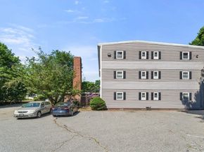 10 Beacon St 105, Woburn MA 01801