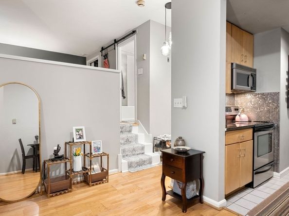 350 W 4th St 103, Boston MA 02127