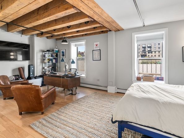 33 Commercial Wharf 33A, Boston MA 02110