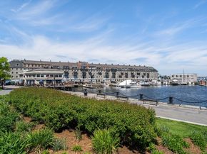 33 Commercial Wharf 33A, Boston MA 02110