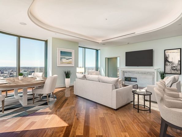 1 Dalton Street 4504, Boston MA 02115