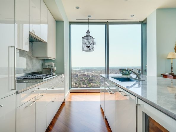 1 Dalton Street 4504, Boston MA 02115