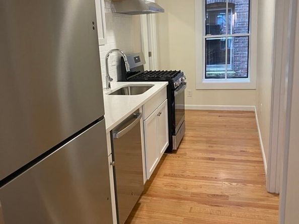 13 S Russell Street 1, Boston MA 02114