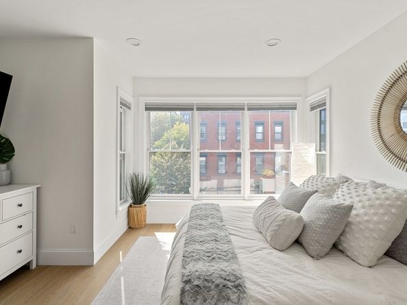 258-260 W 3rd St 2B, Boston MA 02127