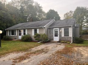 8 Clayton Rd, Middleboro MA 02346