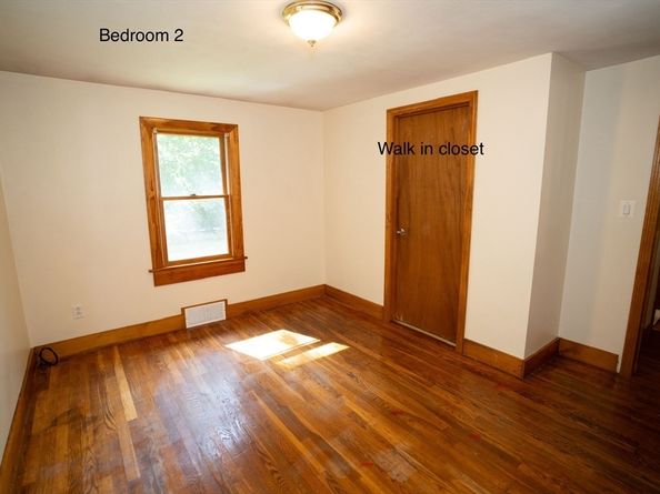 8 Clayton Rd, Middleboro MA 02346