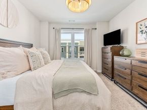 130 University Ave 1405, Westwood MA 02090