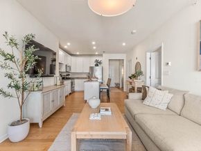 130 University Ave 1405, Westwood MA 02090