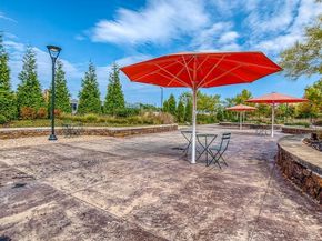 130 University Ave 1405, Westwood MA 02090