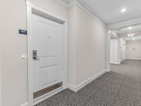 130 University Ave 1405, Westwood MA 02090