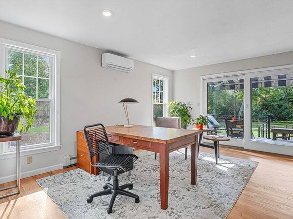 62 Ashland, Holliston MA 01746