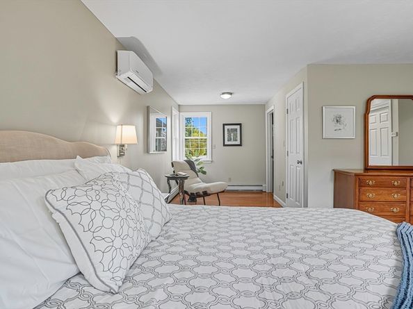 62 Ashland, Holliston MA 01746