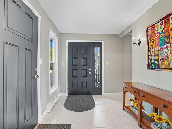 62 Ashland, Holliston MA 01746