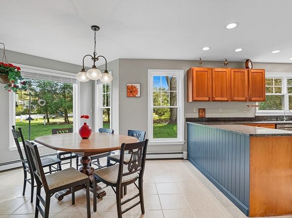 62 Ashland, Holliston MA 01746