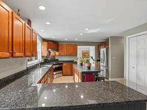 62 Ashland, Holliston MA 01746