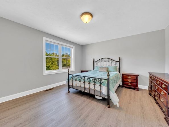 1455 Main St 8, Tewksbury MA 01876