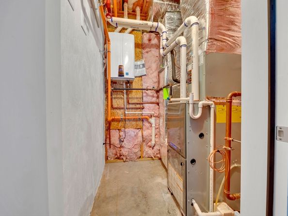 1455 Main St 8, Tewksbury MA 01876