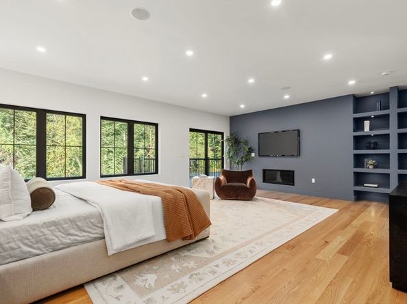 60 Locust Lane, Needham MA 02492