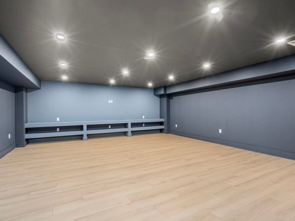 60 Locust Lane, Needham MA 02492