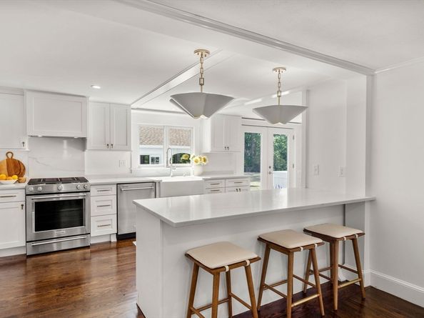 124 Evergreen St., Duxbury MA 02332